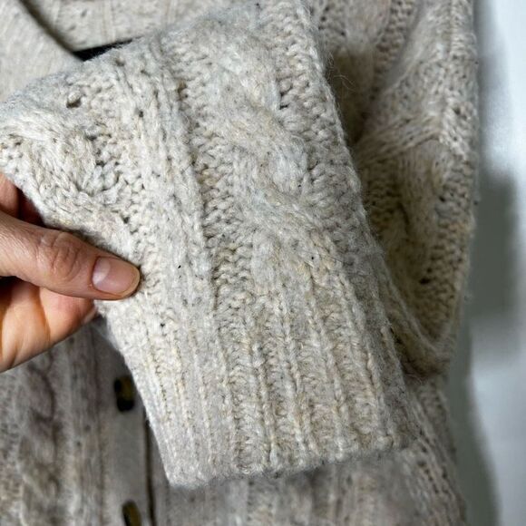 J Crew Women's Cream Knitted  Long Sleeve Round Neck Oversized Cardigan Size XS - Picture 6 of 10
